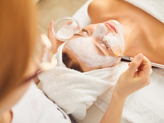 phương pháp chăm sóc da tại spa