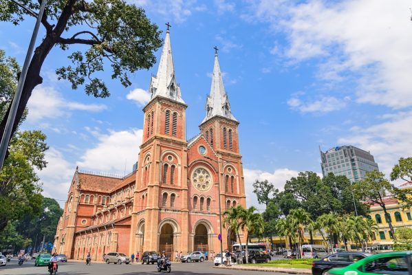 places to visit in ho chi minh