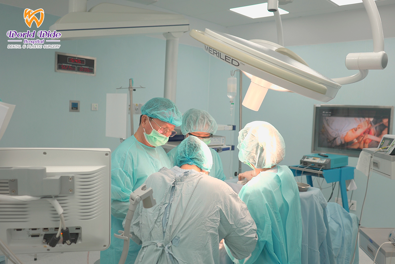 10 lý do bạn nên tin chọn bệnh viện RHM Worldwide để trồng răng Implant