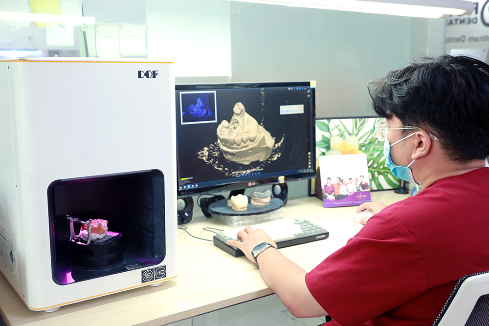 GUMMY SMILE TREATMENT - CROWN LENGTHENING VS. GUM CONTOURING Worldwide Hospital boasts