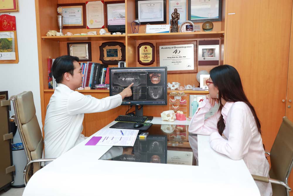 RĂNG SỨ HT SMILE: LỰA CHỌN THẨM MỸ CAO CẤP CHO NỤ CƯỜI HOÀN HẢO