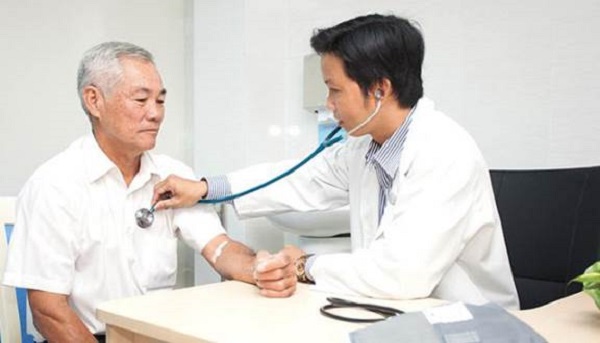 CHĂM SÓC RĂNG IMPLANT SAU KHI CẤY – NHỮNG LƯU Ý TỪ BÁC SĨ